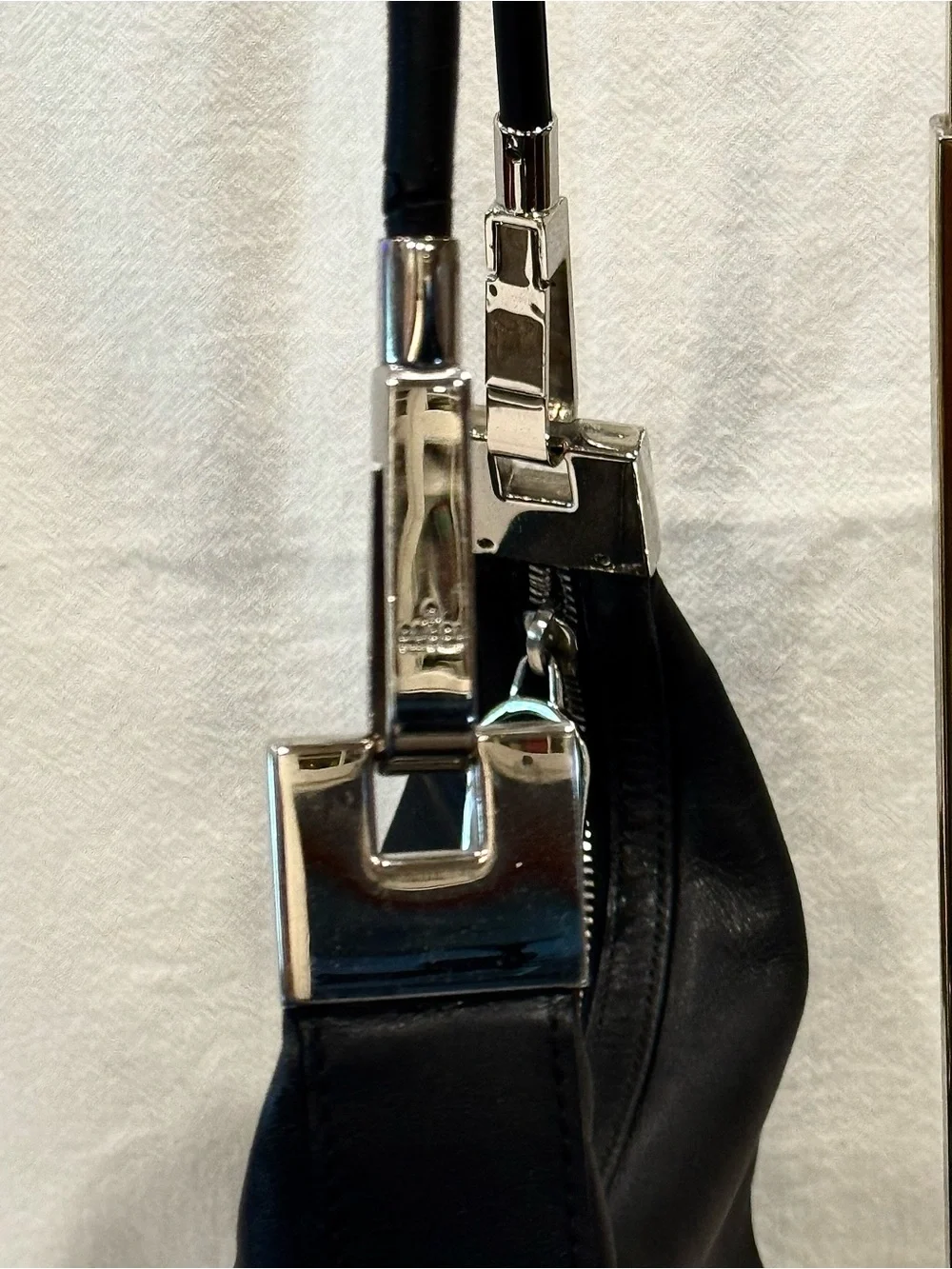 Vintage Gucci Black Leather Hobo Shoulder Bag